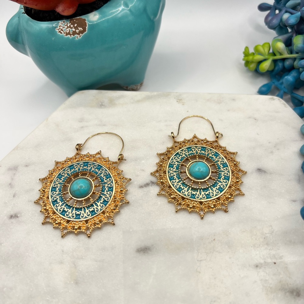 Gold Tone Earrings with Faux‎ Turquoise Stone NEW
